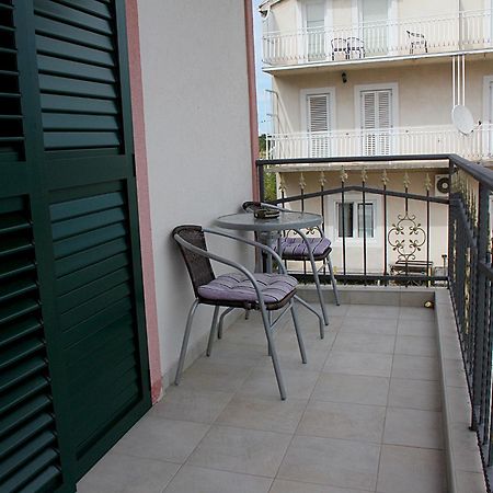 Apartmani Krka Rooms لازوفاك الغرفة الصورة