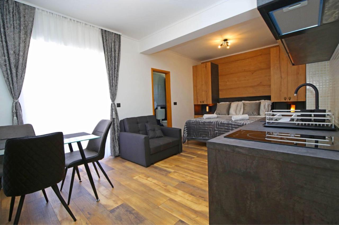 Apartmani Krka Rooms لازوفاك المظهر الخارجي الصورة