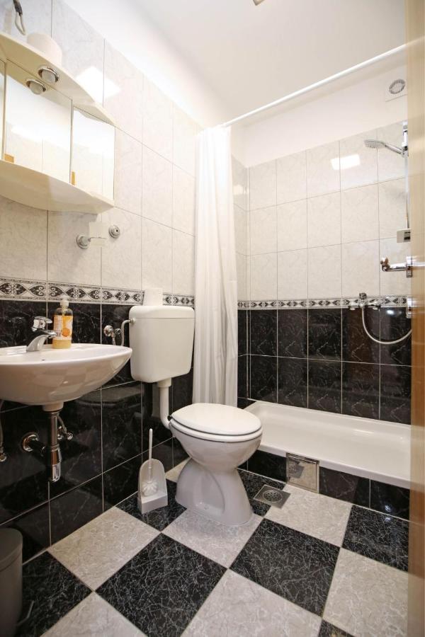 Apartmani Krka Rooms لازوفاك المظهر الخارجي الصورة