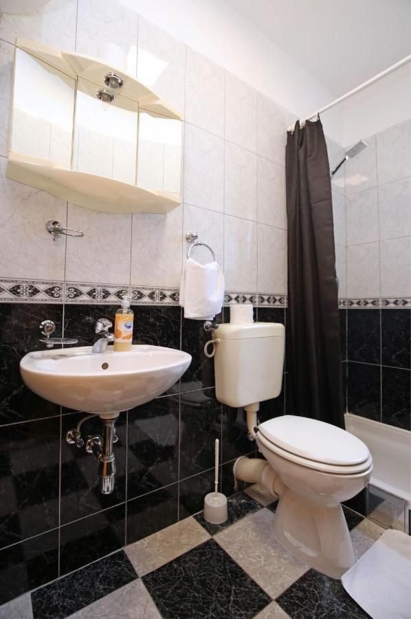 Apartmani Krka Rooms لازوفاك المظهر الخارجي الصورة
