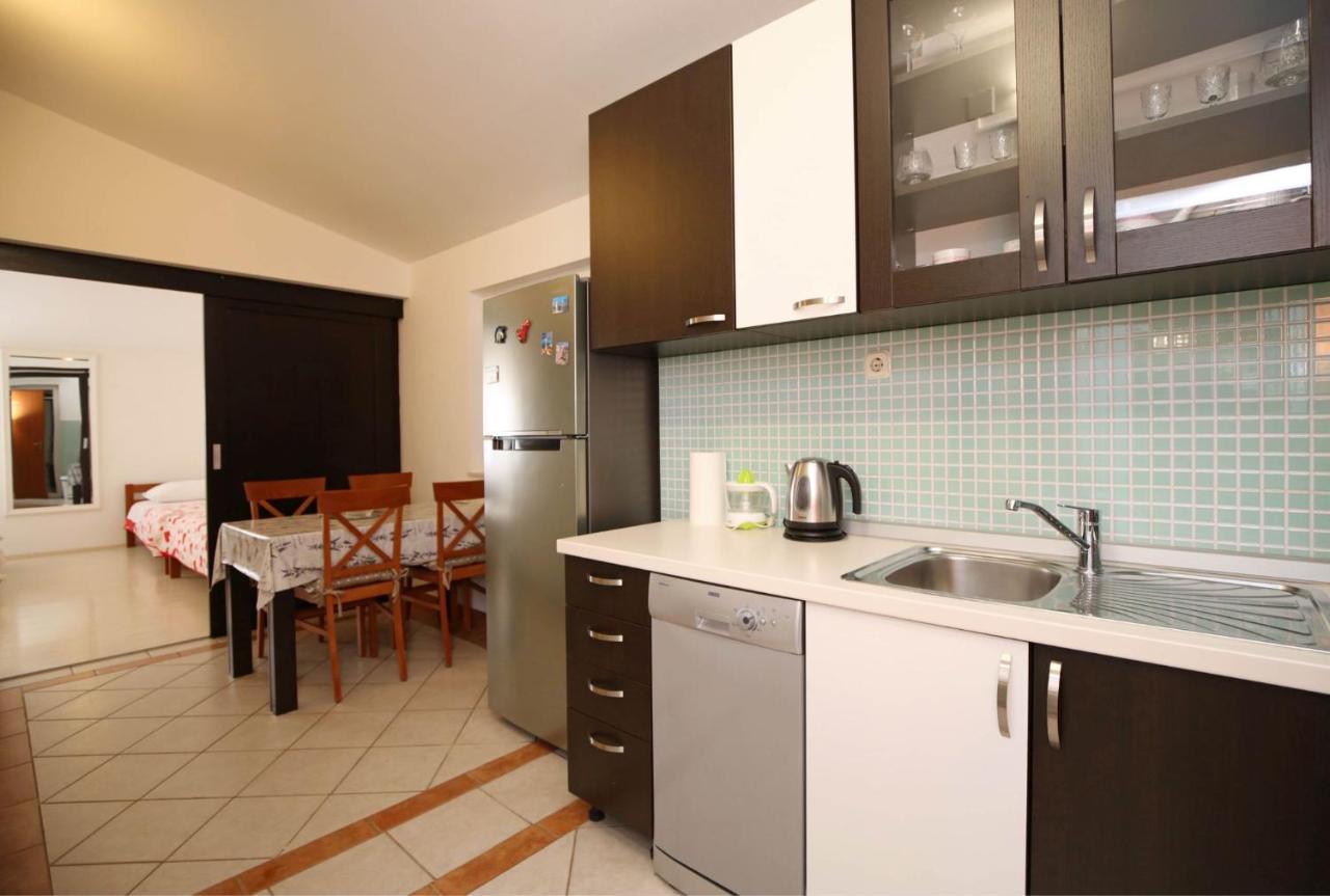 Apartmani Krka Rooms لازوفاك المظهر الخارجي الصورة